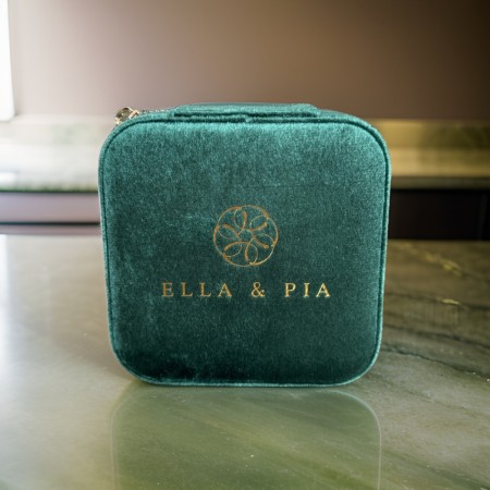 Ella & Pia Velvet Jewelry Gift Box Green