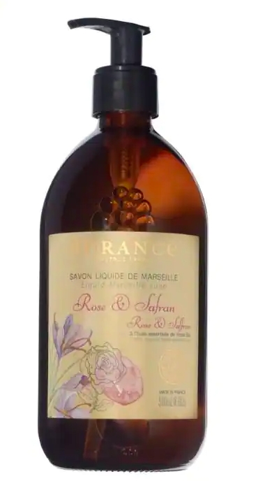 En herlig velduftende flytende såpe med en nydelig duft av rose og safran, som er laget i Provence, og som passer til både kropp og hender.