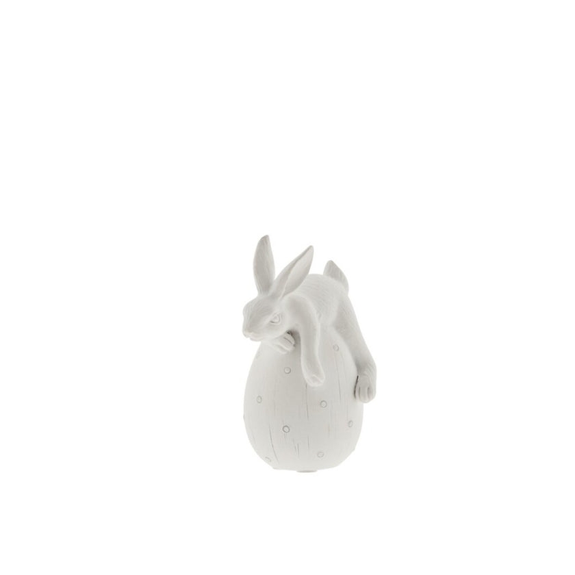 Søt kaninfigur fra Lene Bjerre. Måler L xB 7 xH 11,5 cm.