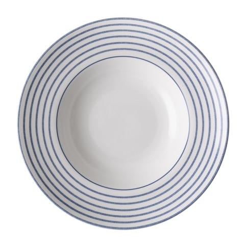 Vårt sjarmerende Blueprint Collectables her med pastatallerkner, perfekte til carbonara eller salat. Her i mønsteret Candy Stripe. I lekkert blått og hvitt porselen, er Blueprint collectables et tidløst og elegant servise.