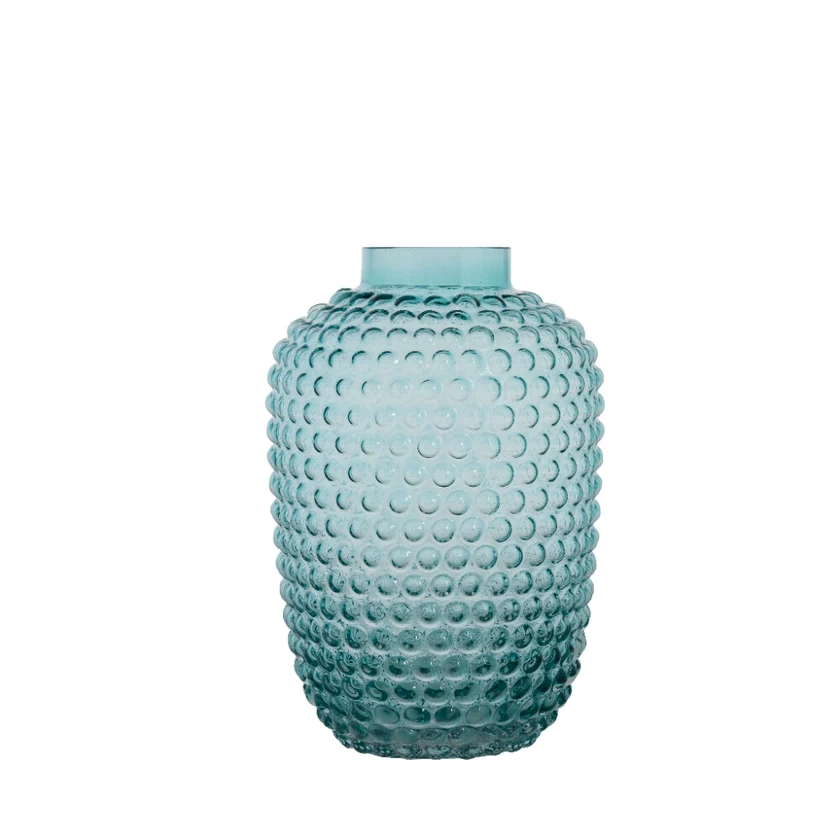 Vakker Dorinia vase laget av glass i fargen mint.
