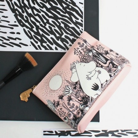 House Of Disaster Moomin - Love Makeup Bag