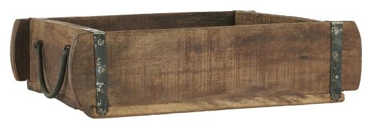 Stilig, rustikk trekasse fra Ib Laursen som har et bredt spekter av bruksmuligheter. Kassen måler B: 25 H: 8 L: 30cm. 