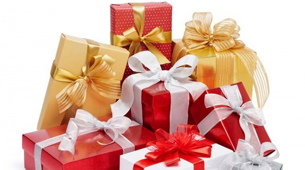 Vi pakker inn gavene for deg, så du kan kose deg gløgg i førjulstiden!